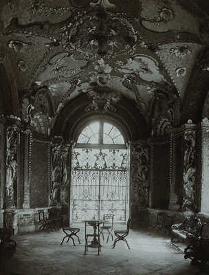 Москва. Иллюстрированная история. В 2 т. Т. 1-2. М.: Мысль, 1985.